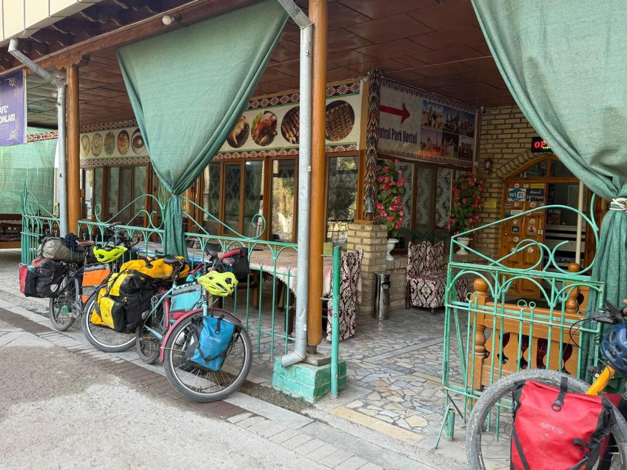 Central Park Hostel Хива Экстерьер фото