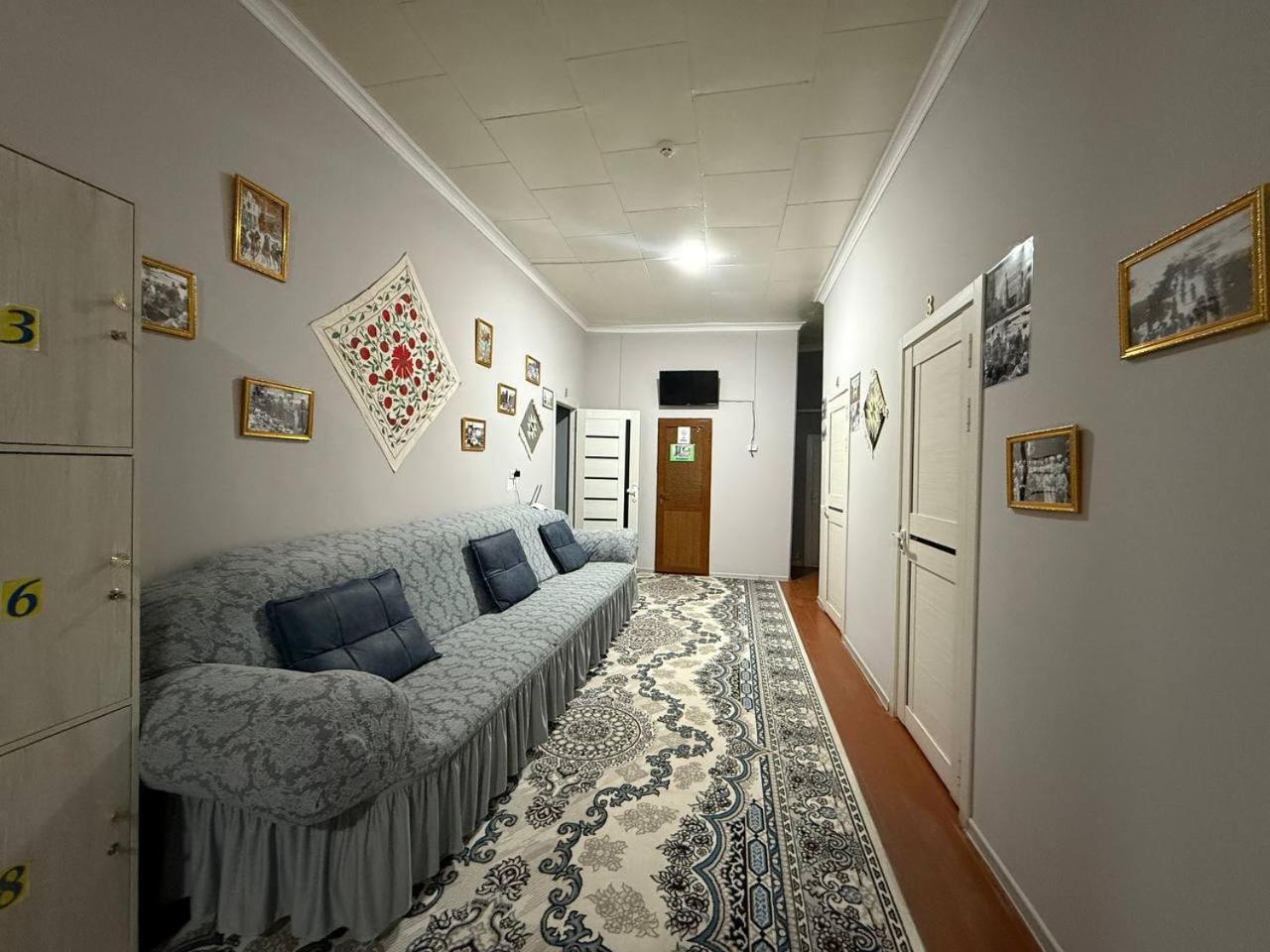 Central Park Hostel Хива Экстерьер фото