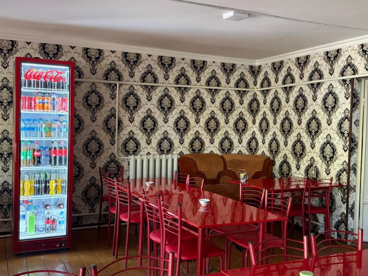 Central Park Hostel Хива Экстерьер фото